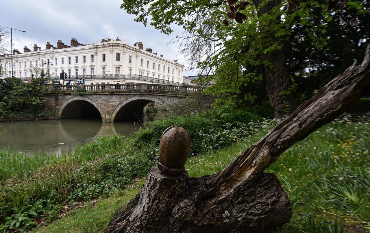 Victoria Colonnade Aparthotel Leamington Spa Esterno foto
